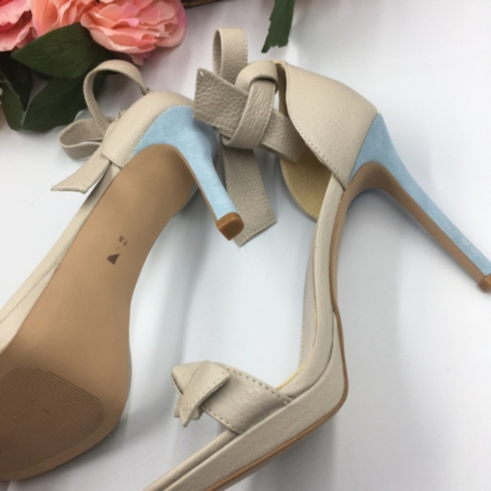 NEW Shoes of Prey Nude Color Block Heel Mariposa - Picture 3 of 7